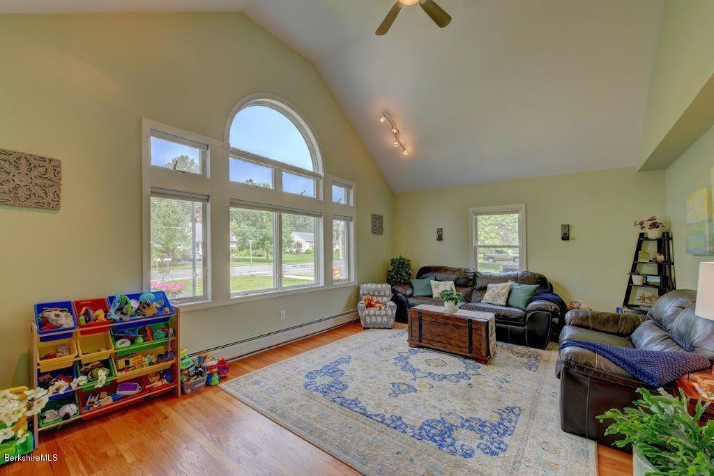 173 Eleanor Road Pittsfield, MA 01201 - Photo 5 of 38 8-Living Room