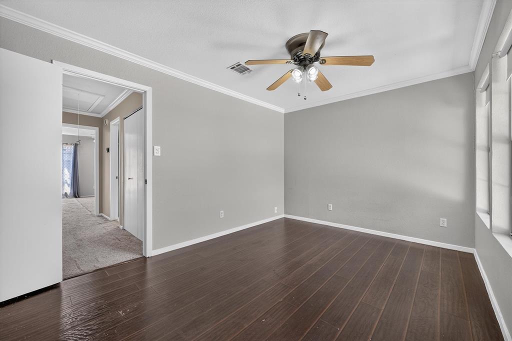 43 Abbey Road Euless, TX 76039 - Photo 21 of 32 Gallery Image 21