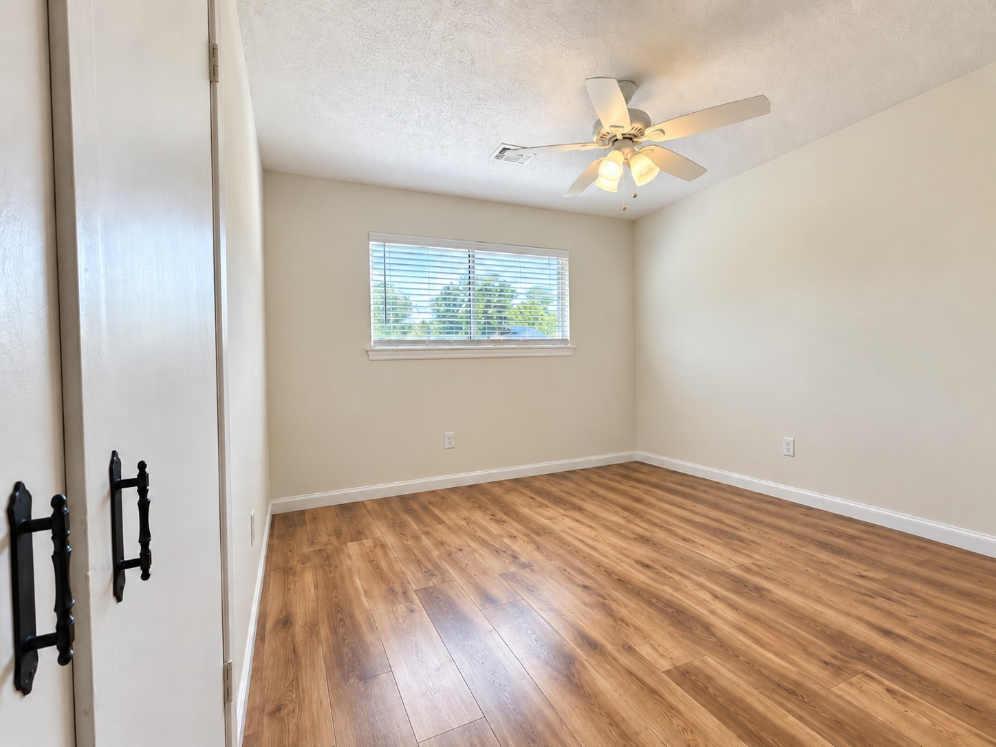6510 FM 3012 Road Wharton, TX 77488 - Photo 32 of 45 3rd bedroom in 2nd house