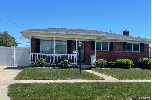 4923 Valley Road Trenton, MI 48183 - Photo 1 of 19 Gallery Image 1