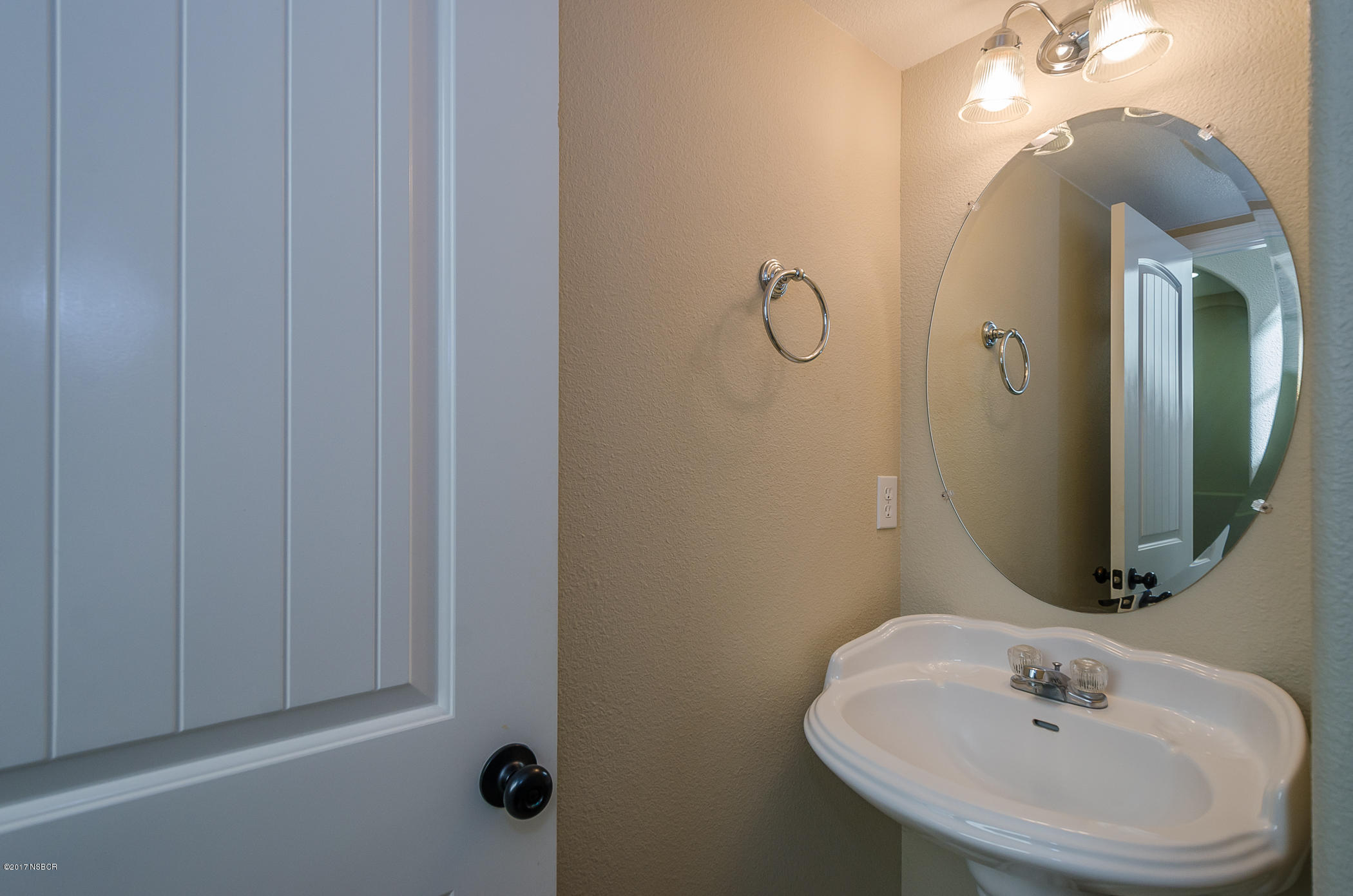 742 Voyager Road Lompoc, CA 93436 - Photo 28 of 40 25 bath