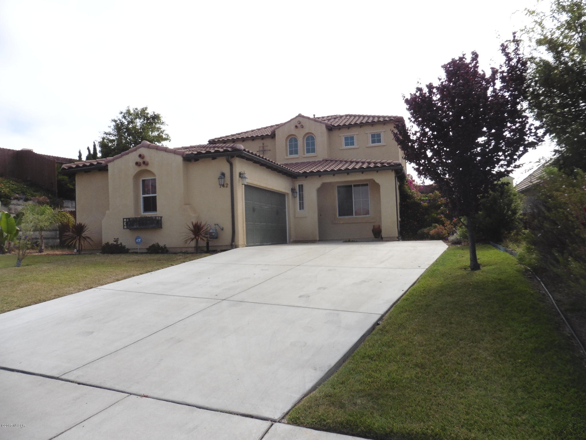 742 Voyager Road Lompoc, CA 93436 - Photo 3 of 40 1 front 1