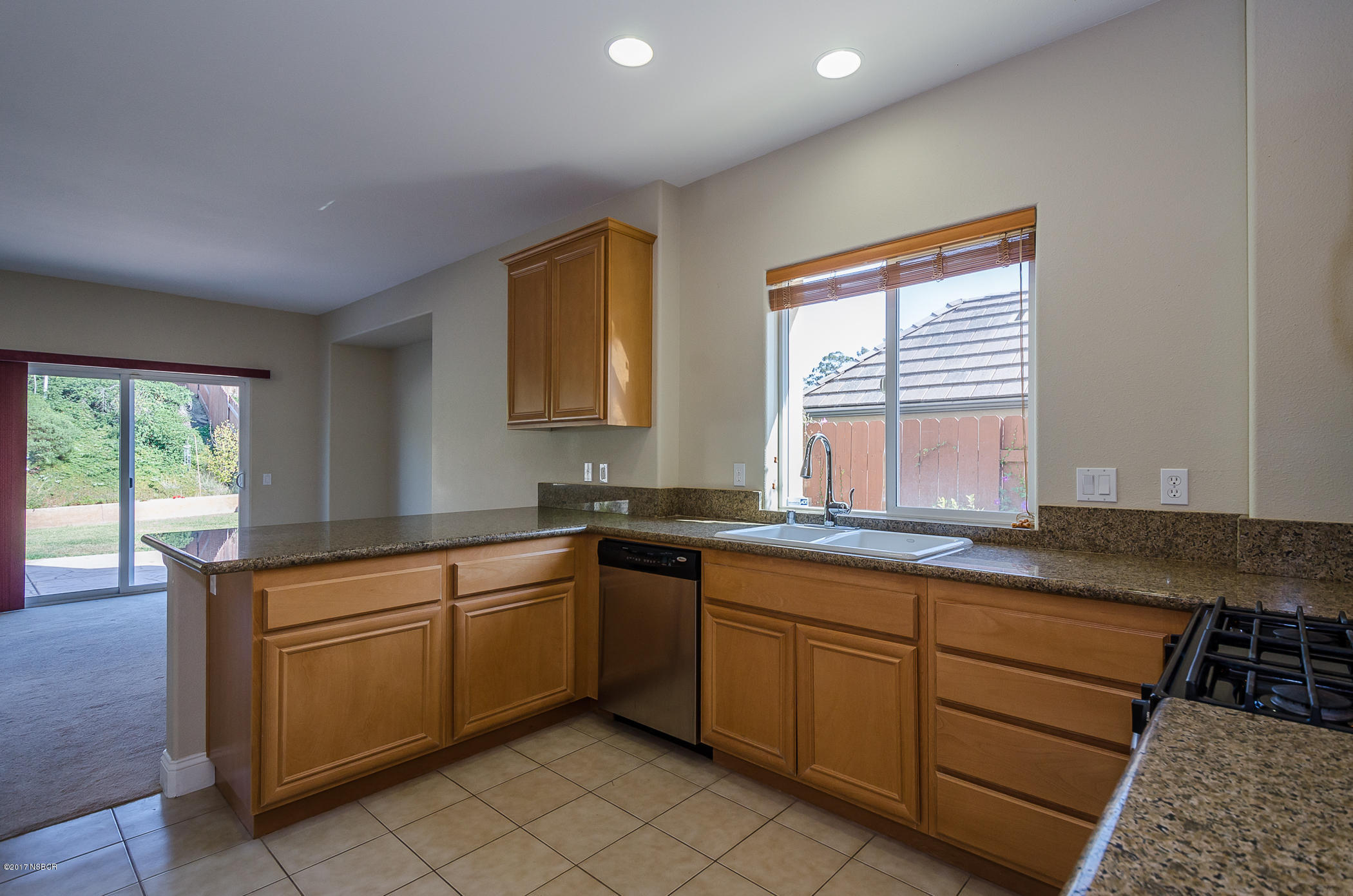 742 Voyager Road Lompoc, CA 93436 - Photo 5 of 40 4kitchen
