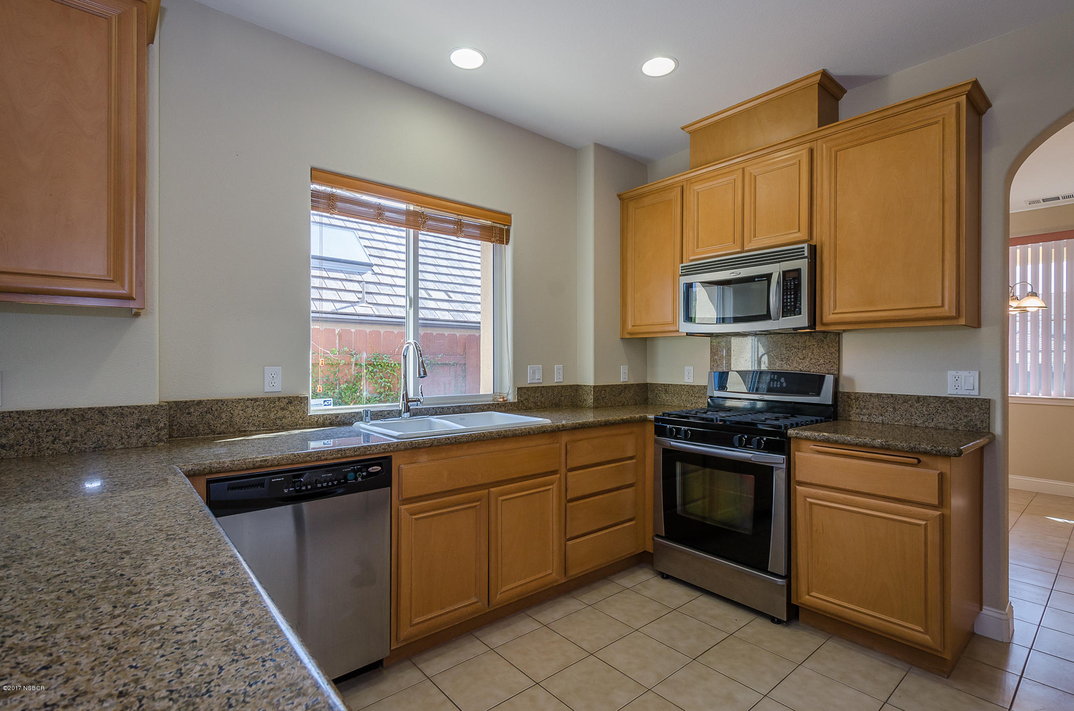 742 Voyager Road Lompoc, CA 93436 - Photo 6 of 40 5kitchen