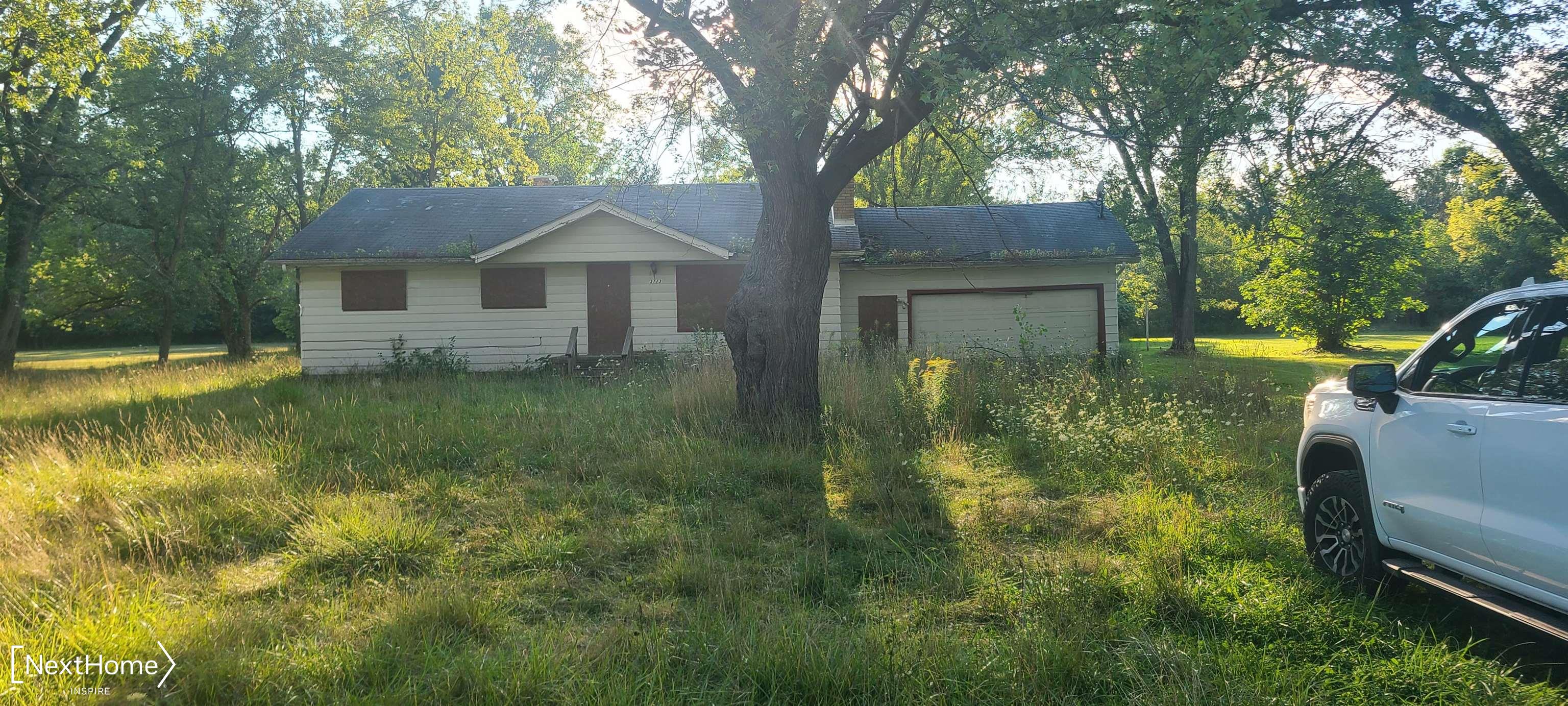 3113 O'Leary Road Flint, MI 48504 - Photo 2 of 8 50096470-1.JPG