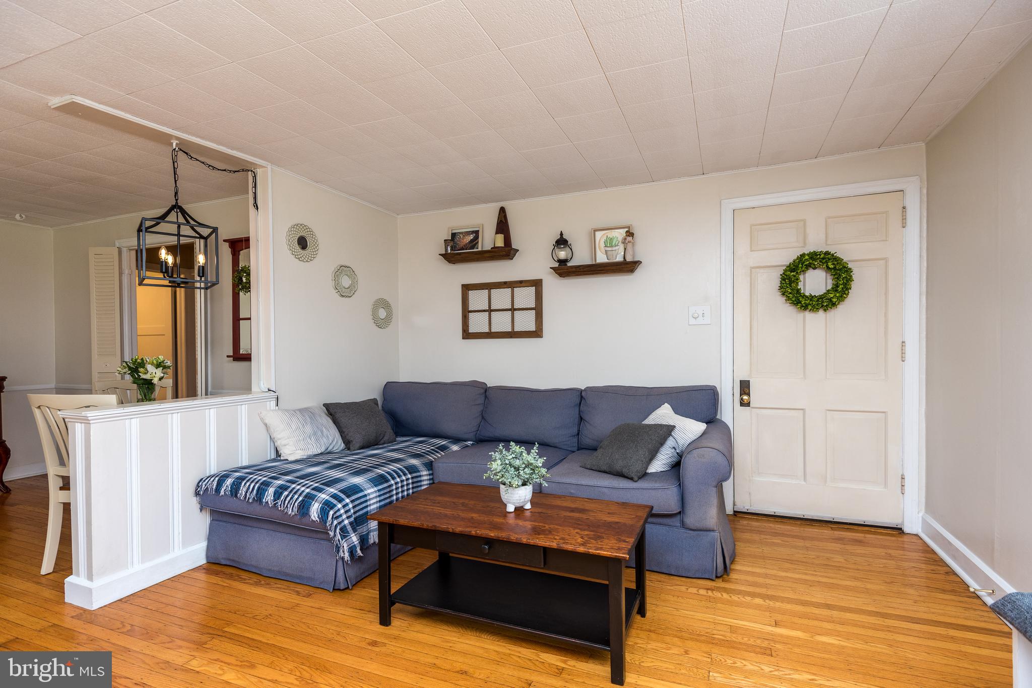 210 Ellis Road Willow Grove, PA 19090 - Photo 3 of 29 Gallery Image 3