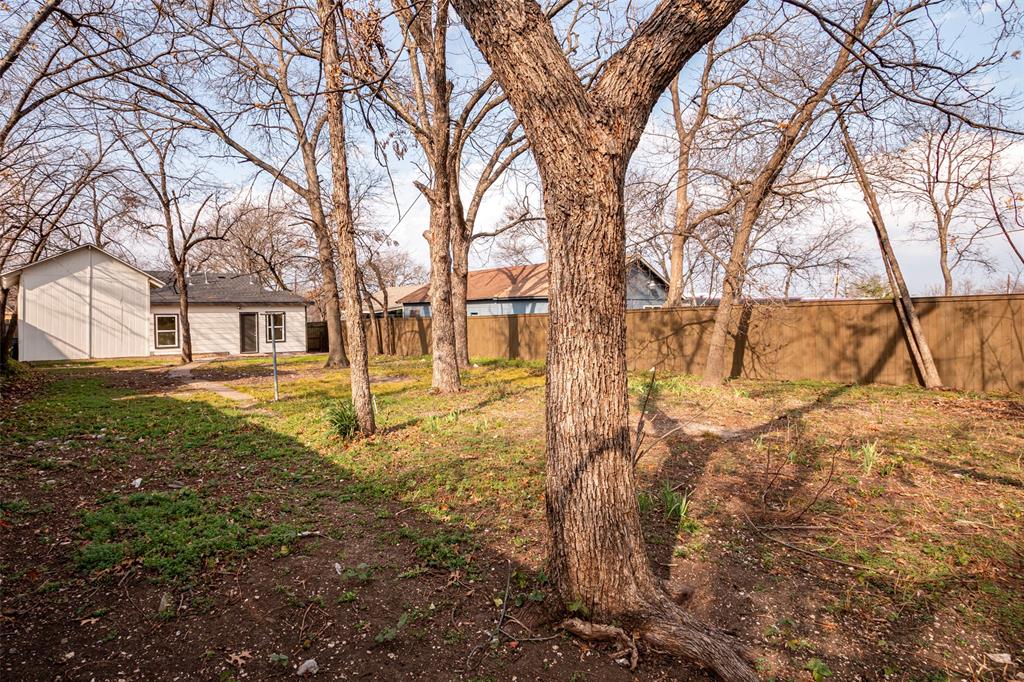 628 South Westmoreland Road Dallas, TX 75211 - Photo 17 of 19