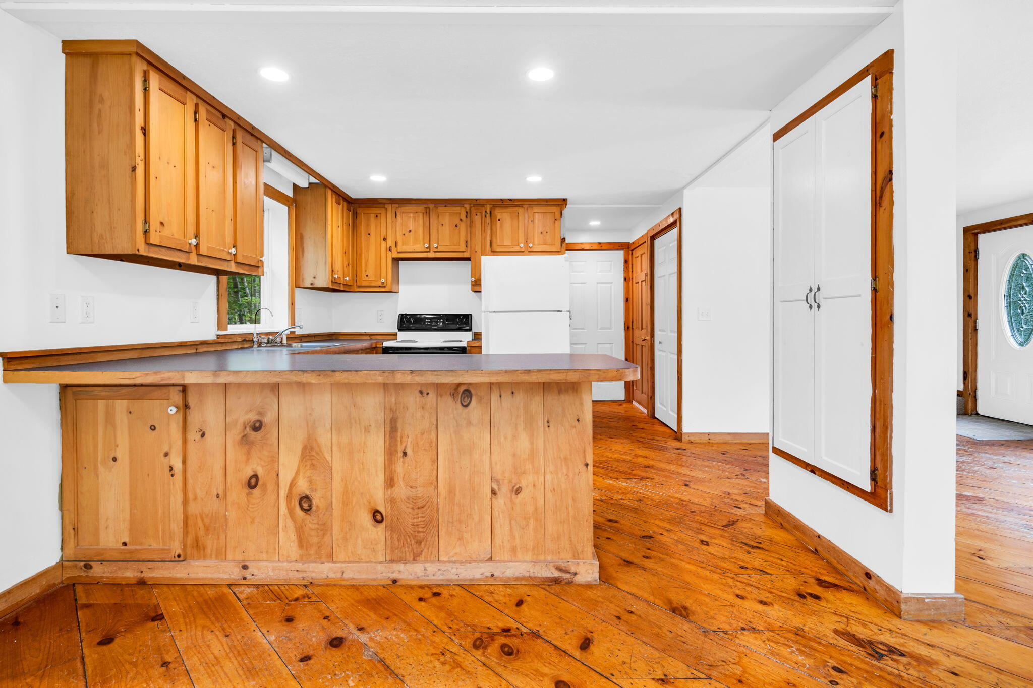 40 North Village Road Cape Neddick, ME 03902 - Photo 12 of 34 14-web-or-mls-DSC00588