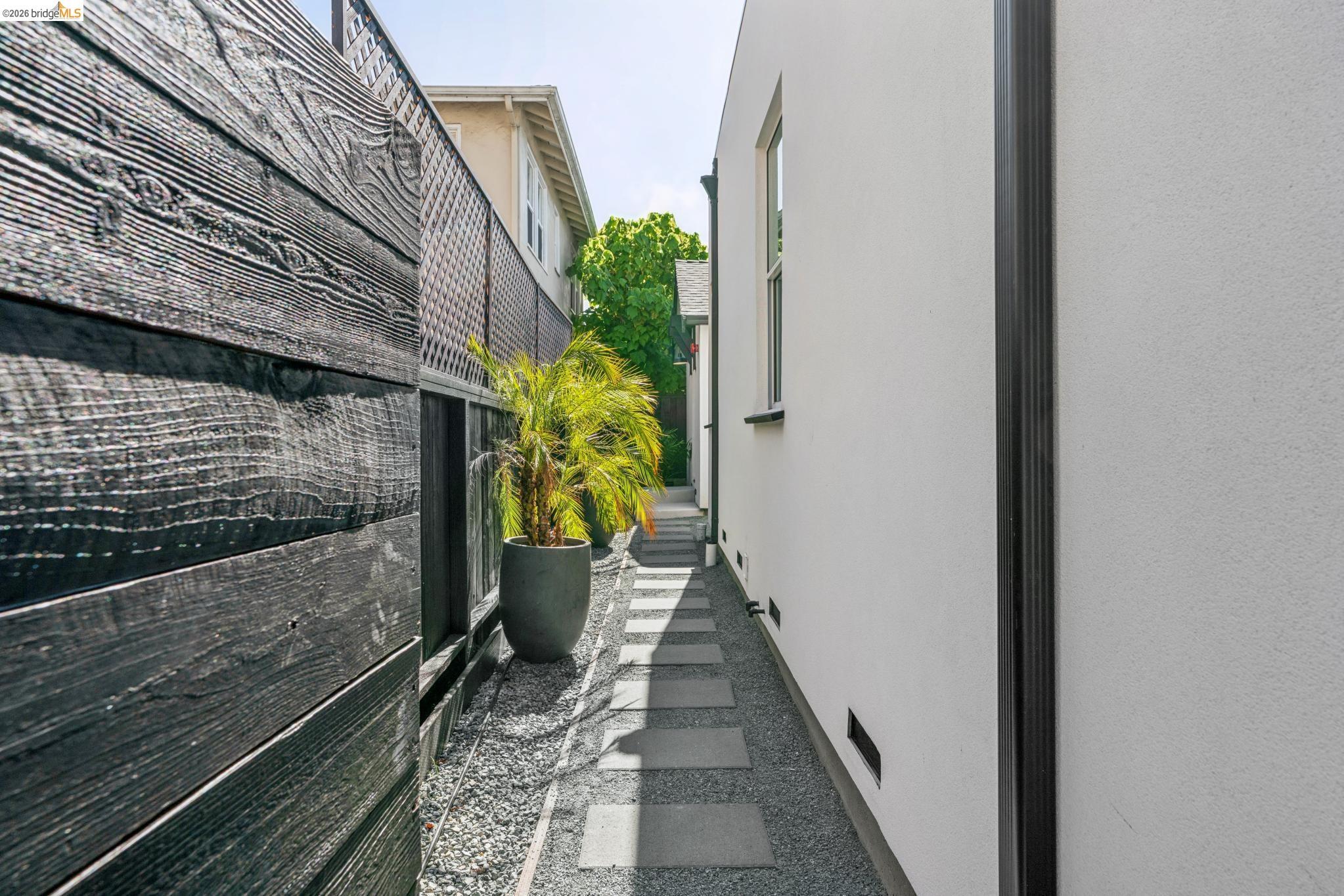 846 Adams Street Albany, CA 94706 - Photo 25 of 35