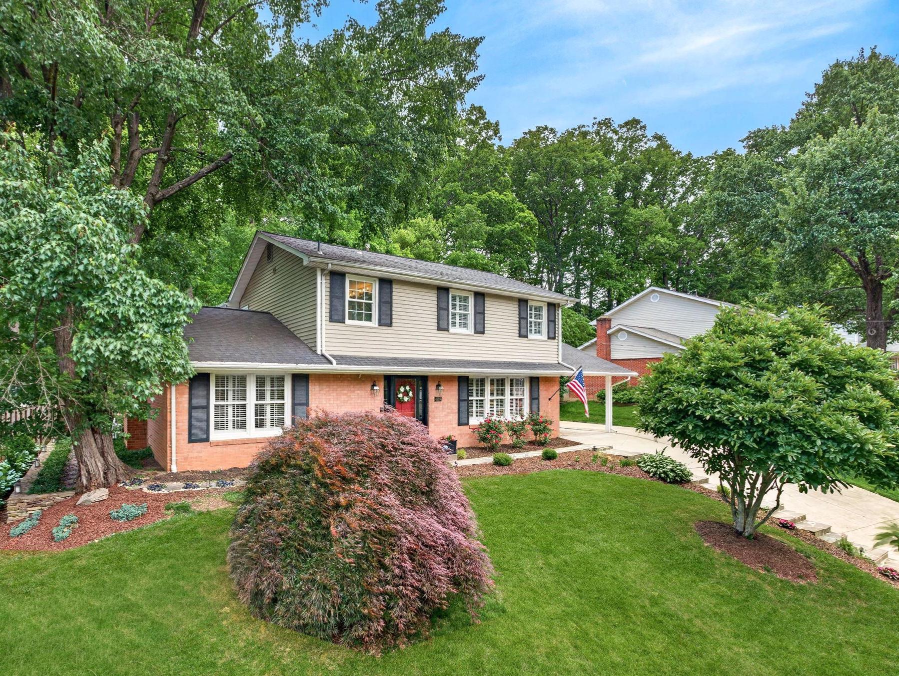 4519 Pickett Road Fairfax, VA 22032 - Photo 1 of 46