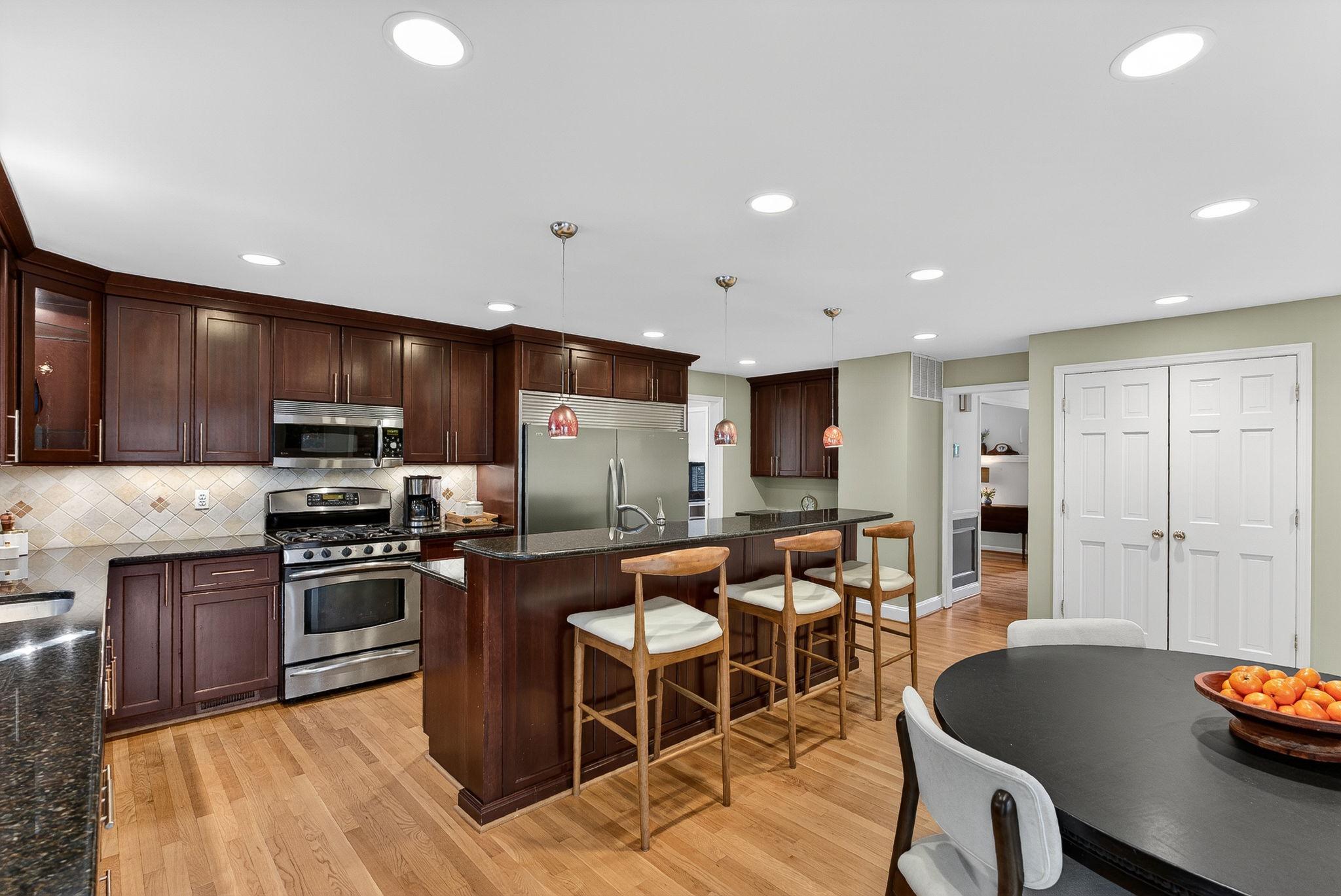 4519 Pickett Road Fairfax, VA 22032 - Photo 17 of 46