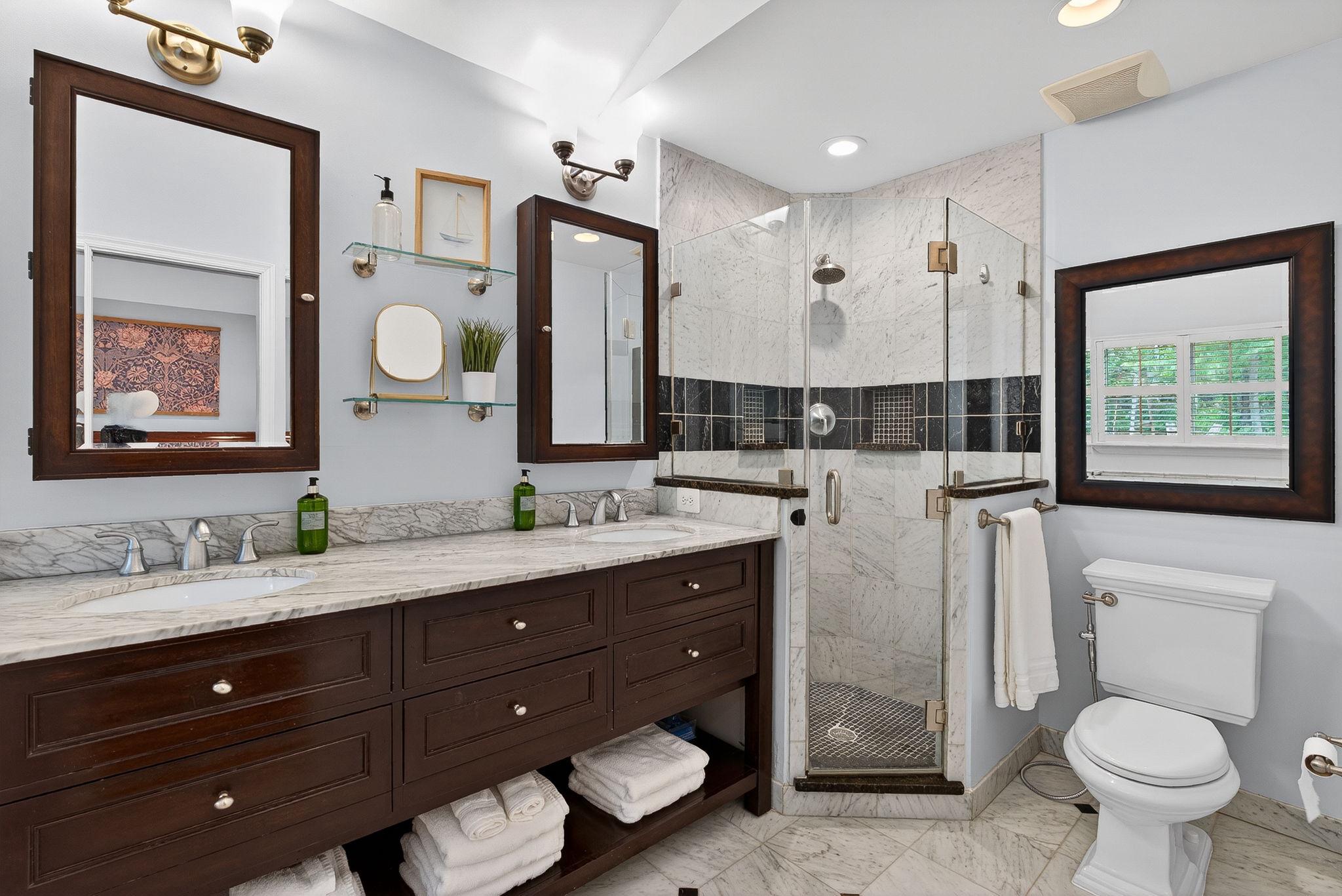 4519 Pickett Road Fairfax, VA 22032 - Photo 24 of 46