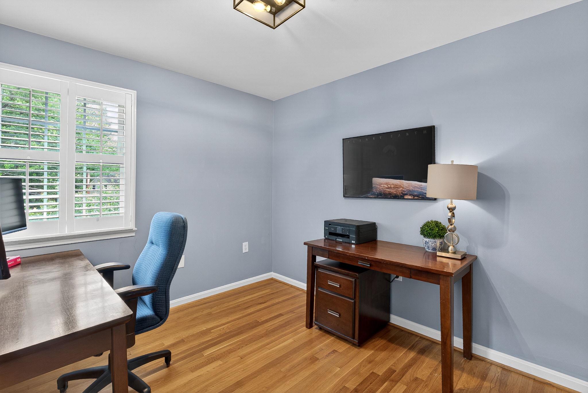 4519 Pickett Road Fairfax, VA 22032 - Photo 28 of 46