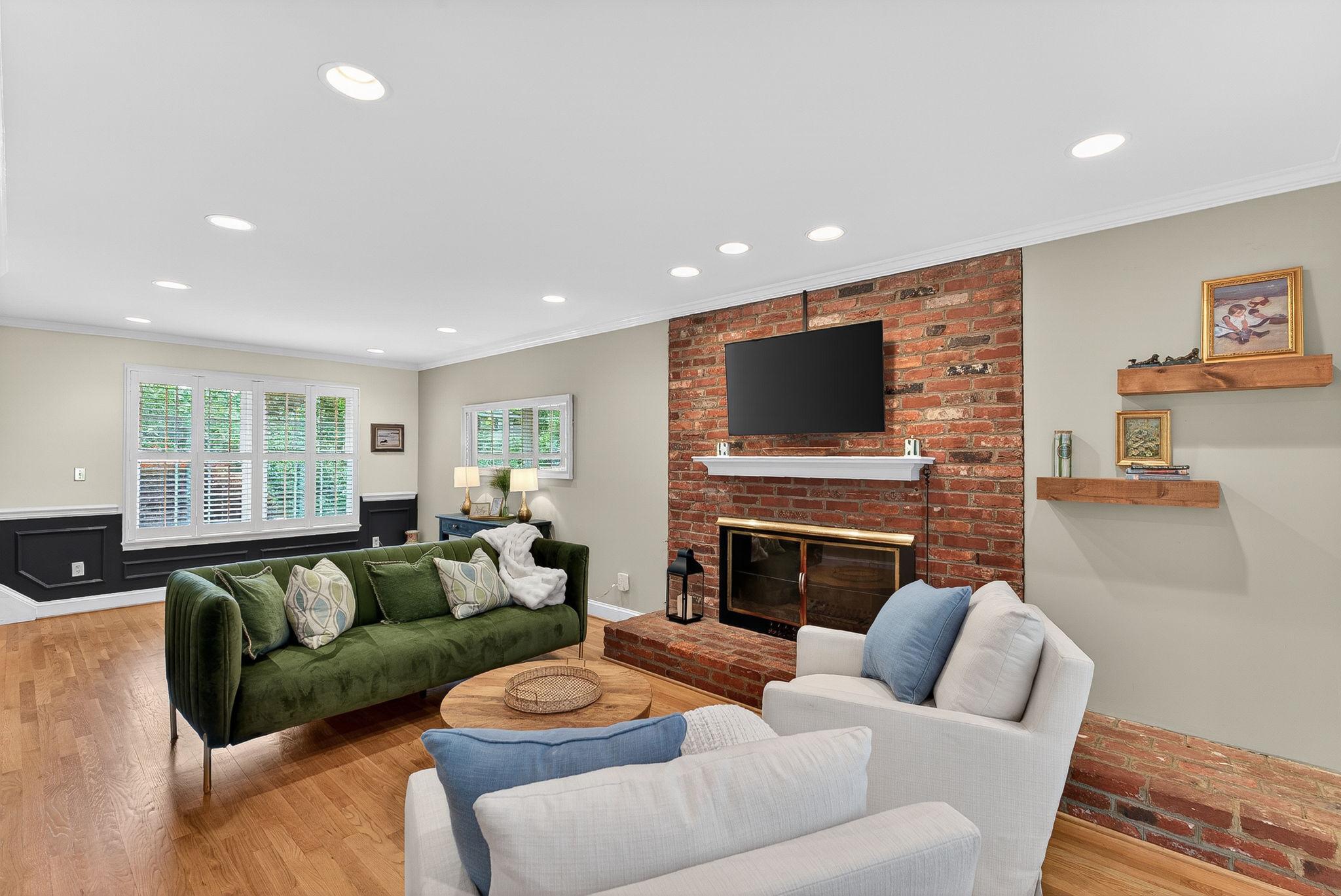 4519 Pickett Road Fairfax, VA 22032 - Photo 10 of 46