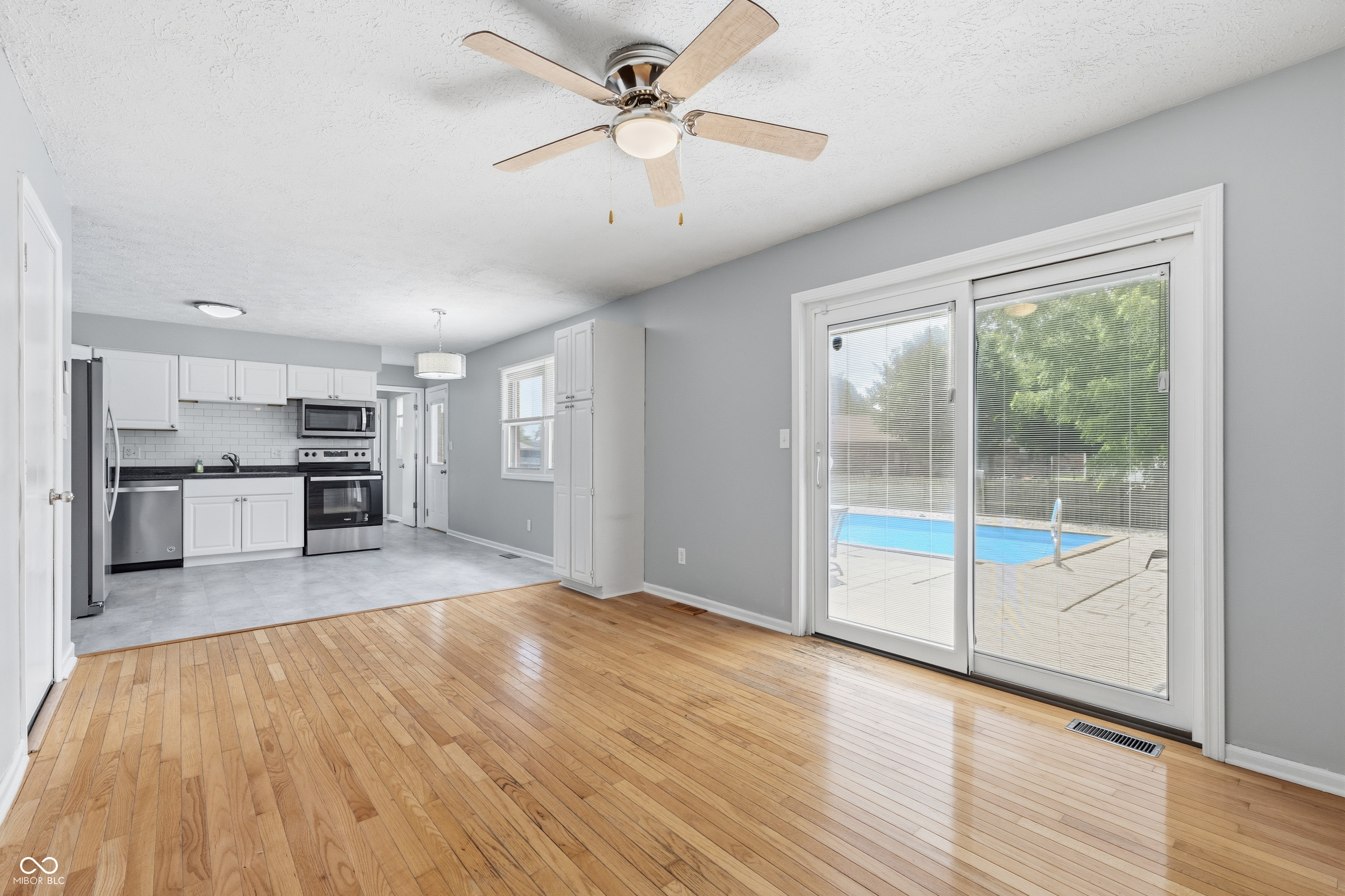 5817 Riva Ridge Drive Indianapolis, IN 46237 - Photo 11 of 38 Gallery Image 11
