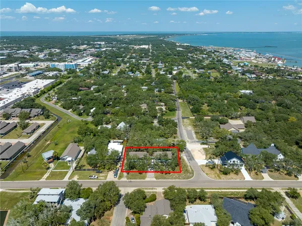 $445,000 | 501 Traylor Boulevard, Rockport, TX 78382
