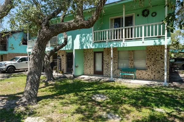 $445,000 | 501 Traylor Boulevard, Rockport, TX 78382