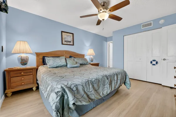 $649,900 | 429 Northeast Tradewind Lane, Unit 303, Jensen Beach, FL 34957