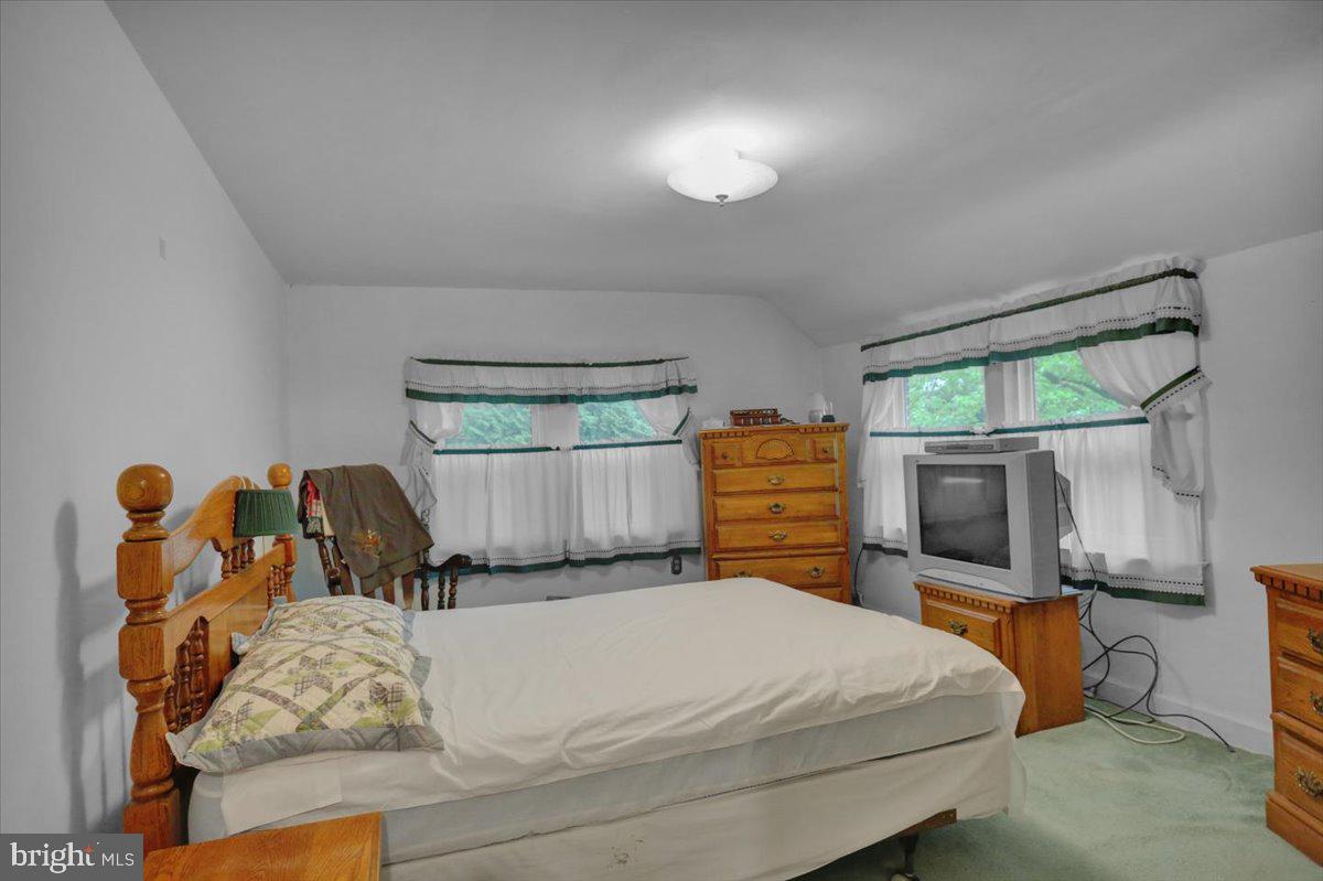 3716 Stoudts Ferry Bridge Road Reading, PA 19605 - Photo 9 of 15