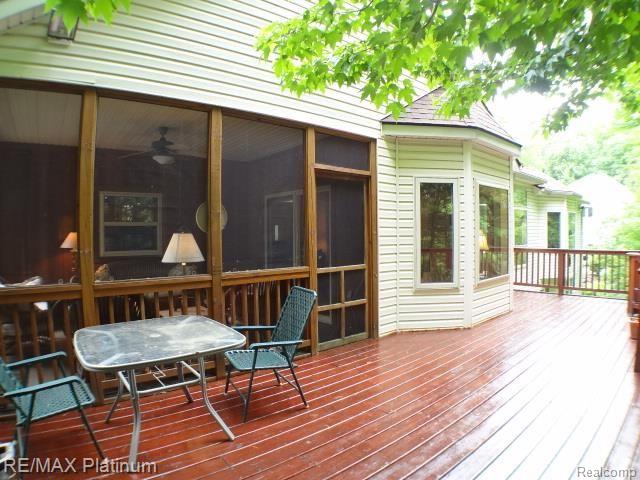 2242 Moorlands Howell, MI 48855 - Photo 51 of 54 078.jpg