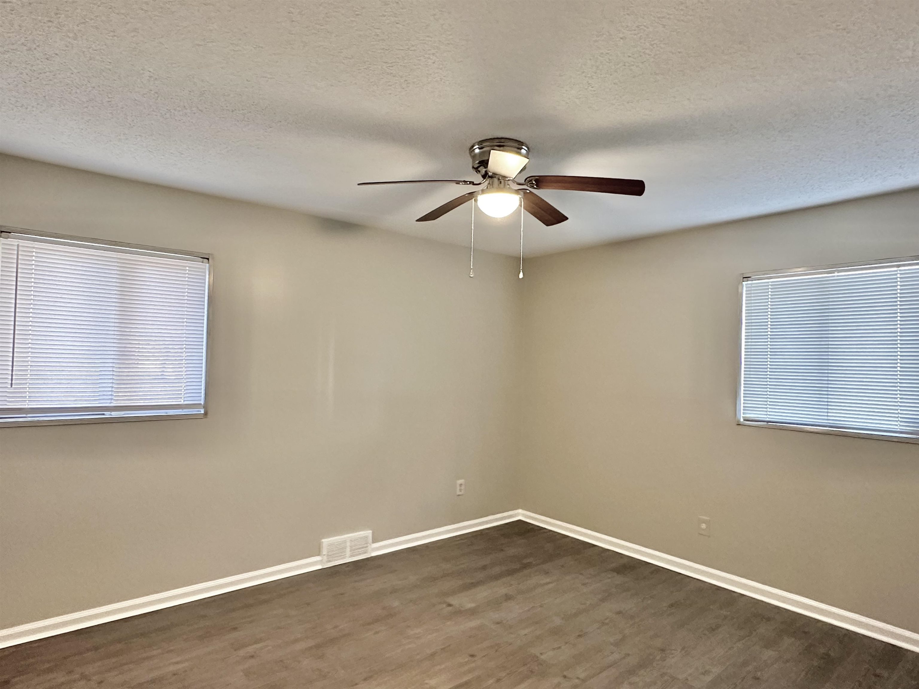 141 North White Station Road Memphis, TN 38117 - Photo 12 of 24