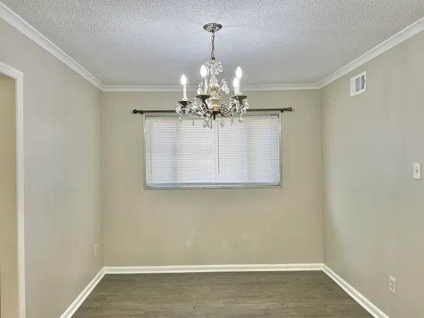 $1,790 | 141 North White Station Road, Memphis, TN 38117