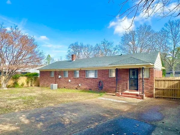 $1,790 | 141 North White Station Road, Memphis, TN 38117