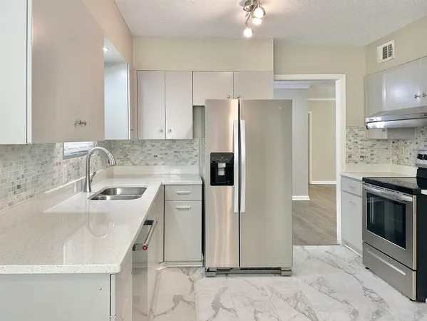 $1,790 | 141 North White Station Road, Memphis, TN 38117