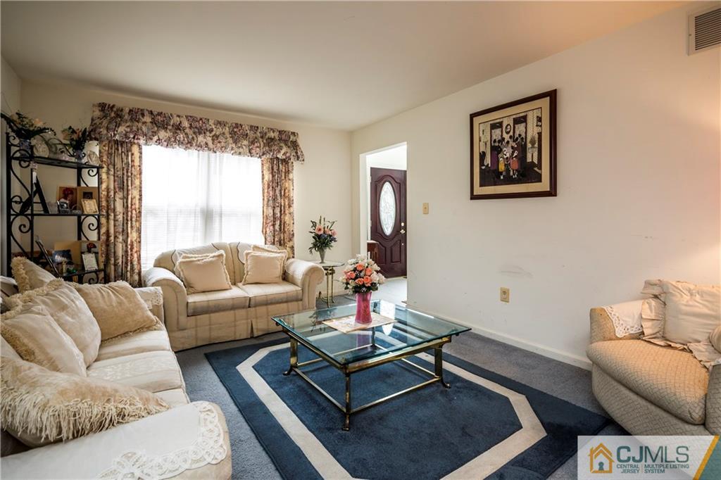 1 Carpenter Road Piscataway, NJ 08854 - Photo 4 of 25 Gallery Image 4
