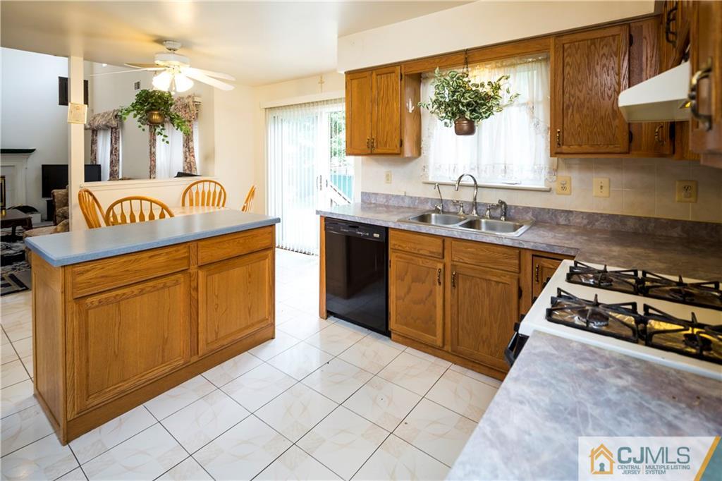 1 Carpenter Road Piscataway, NJ 08854 - Photo 8 of 25 Gallery Image 8