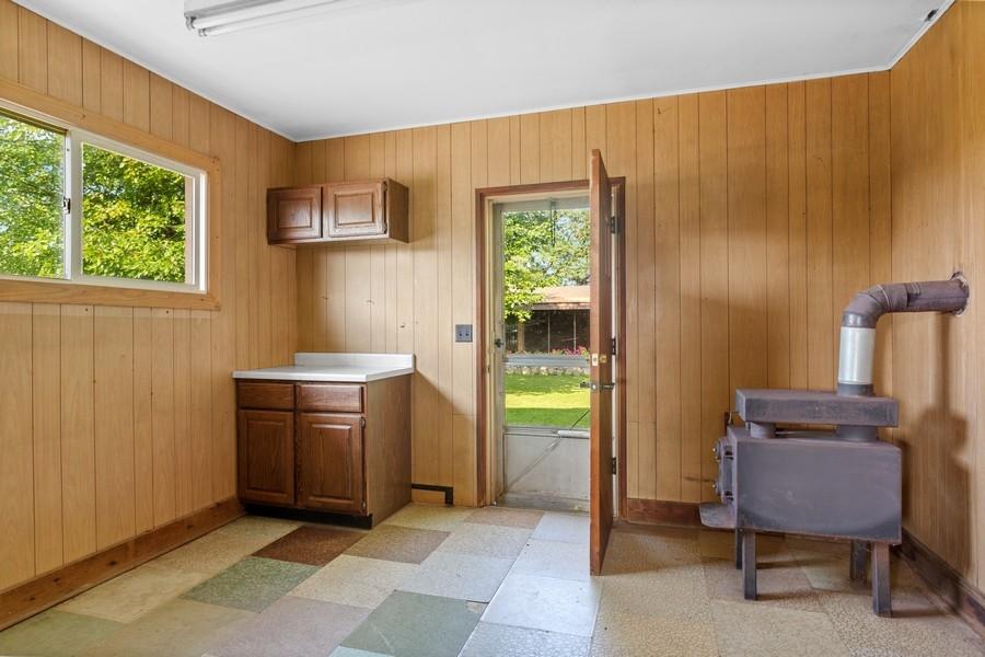 285 Buffalo Road Galien, MI 49113 - Photo 16 of 20 17_285BuffaloRd_54_Officeingarage_LowRes