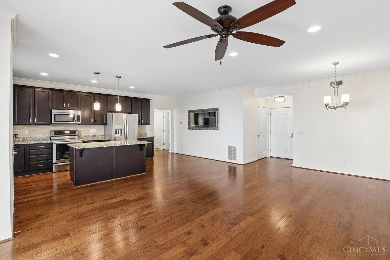 3390 Wasson Road, Unit B Cincinnati, OH 45209 - Photo 12 of 42