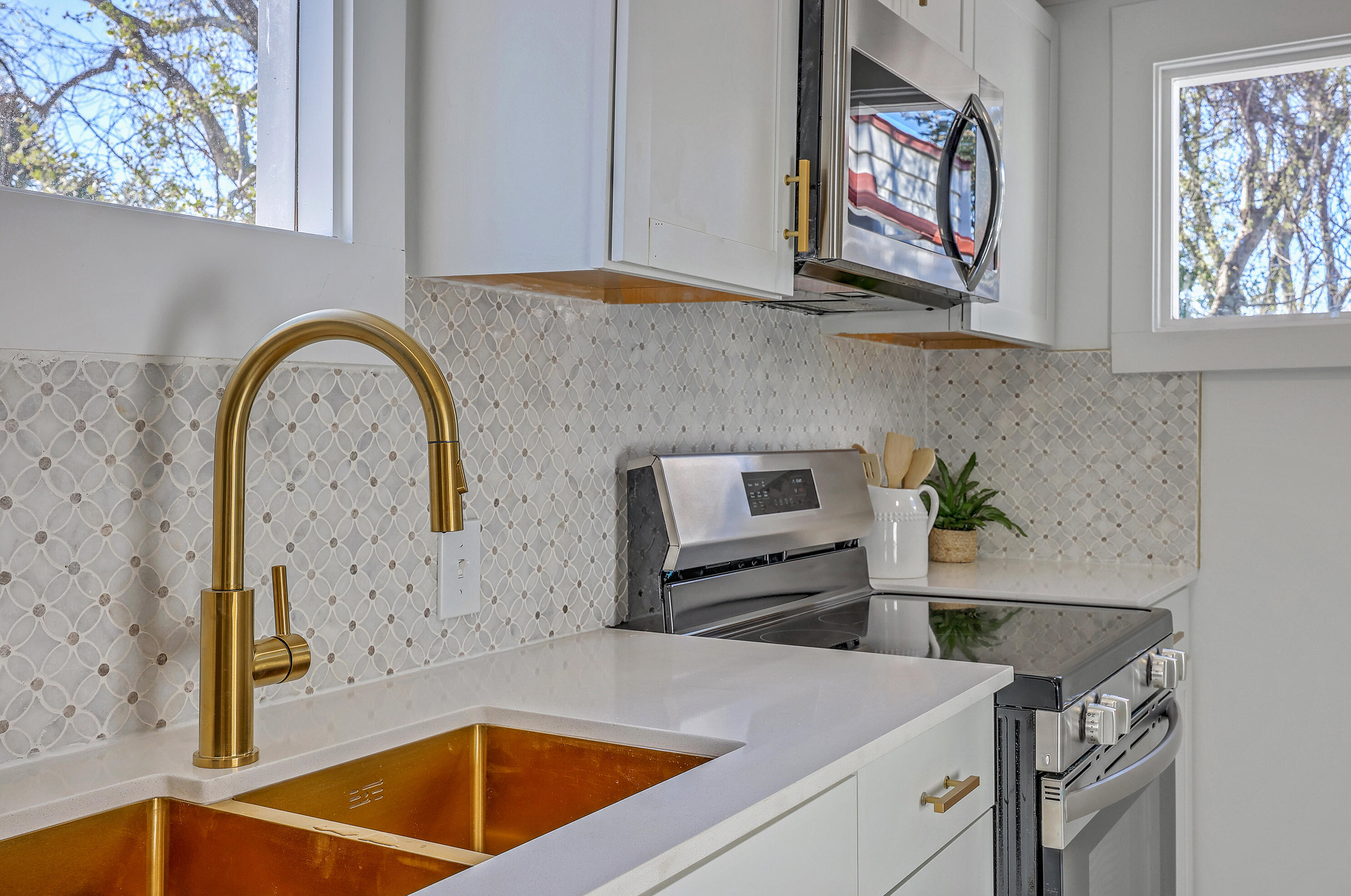 10 Humphrey Court, Unit B Charleston, SC 29403 - Photo 20 of 28 ZYN_7630_1_2_3_4_5_6