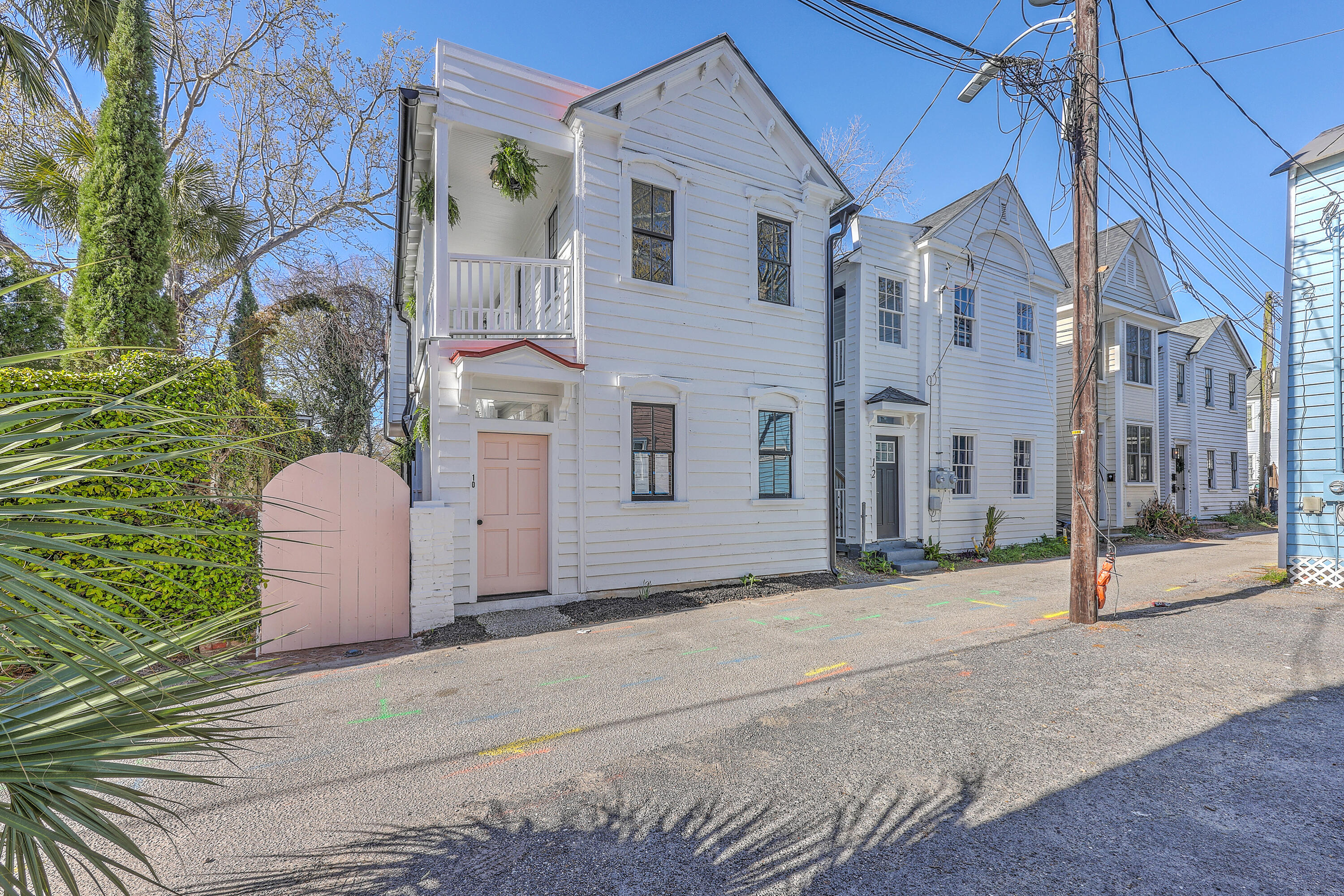 10 Humphrey Court, Unit B Charleston, SC 29403 - Photo 2 of 28 ZYN_7504_05_06_07_08_09_10