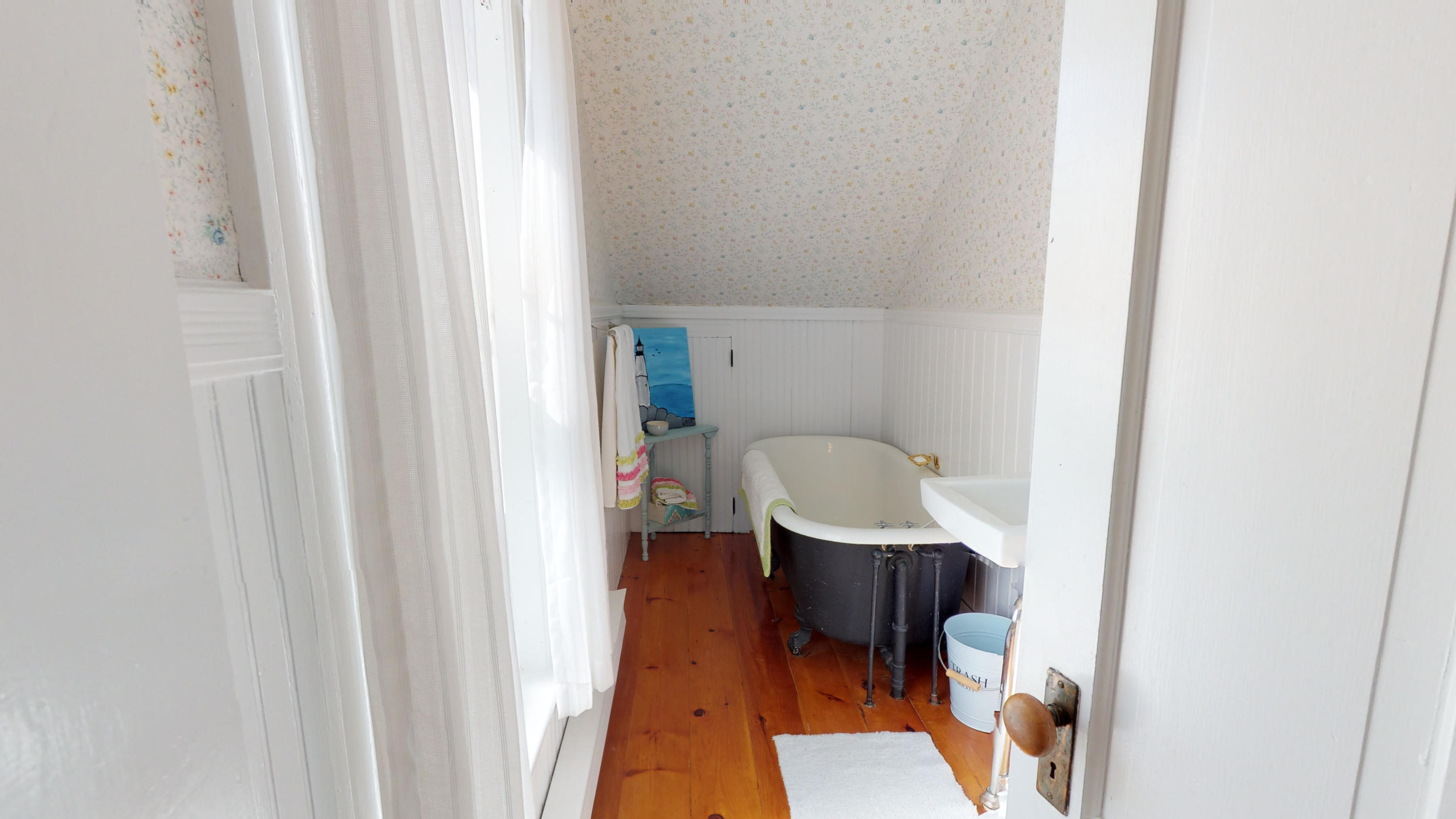 261 Long Sands Road York, ME 03909 - Photo 18 of 28 261-Long-sands-rd-09232019_113207