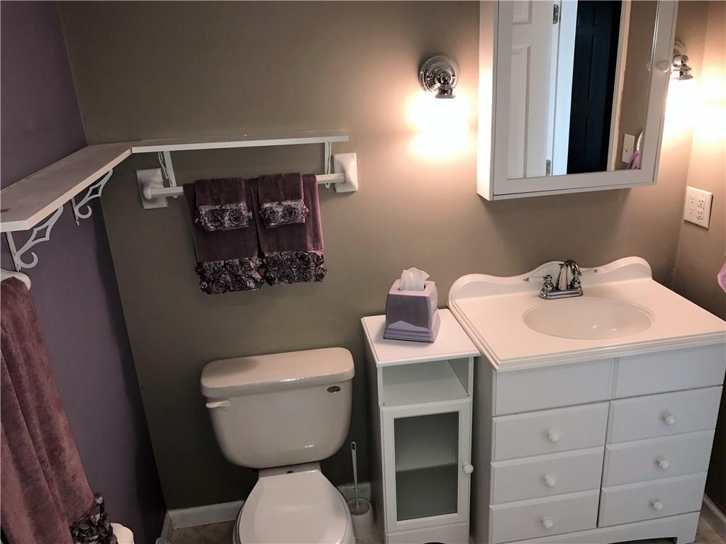 1015 Layton Road Anderson, IN 46011 - Photo 16 of 39 Gallery Image 16