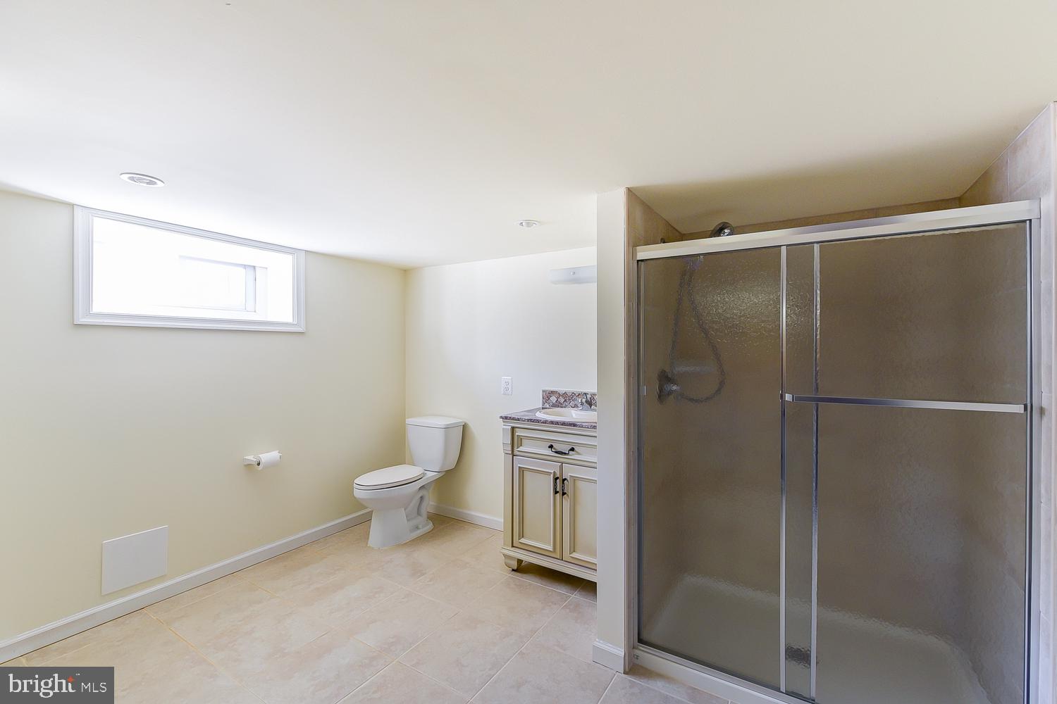 824 South Glebe Road Arlington, VA 22204 - Photo 30 of 54 lower level bath
