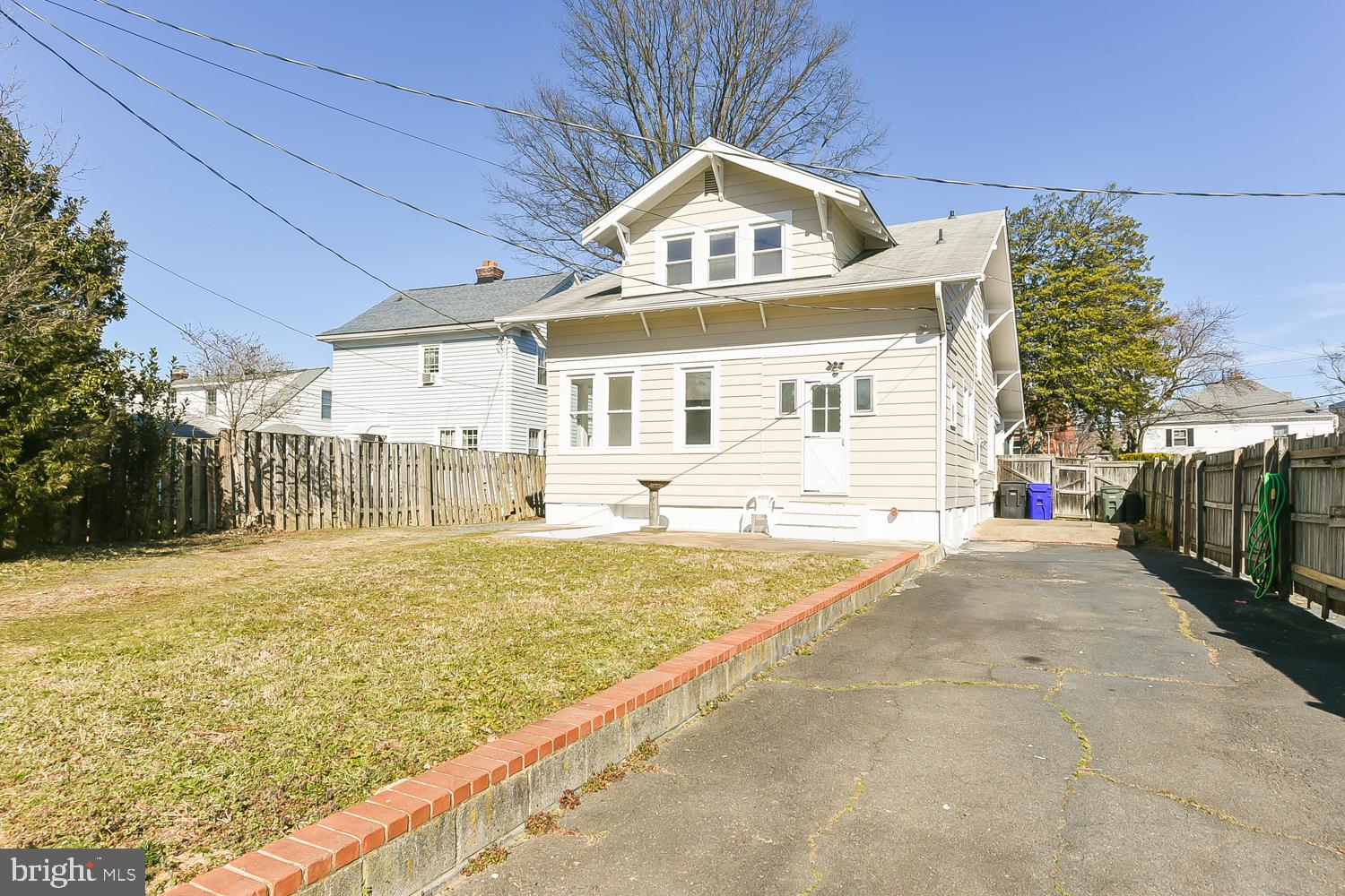 824 South Glebe Road Arlington, VA 22204 - Photo 39 of 54 Rear