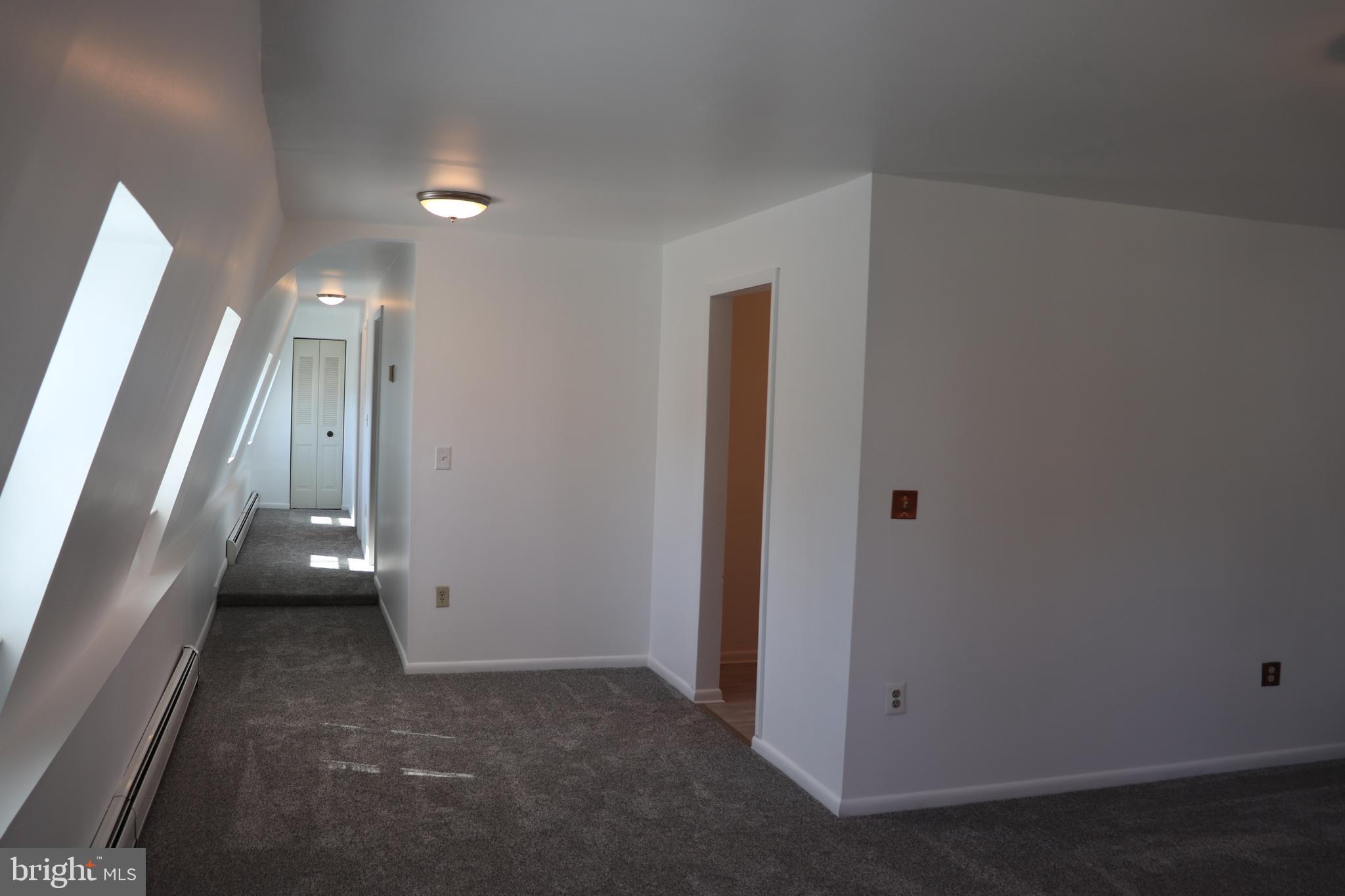 824 South Glebe Road Arlington, VA 22204 - Photo 49 of 54 Apartment living room in