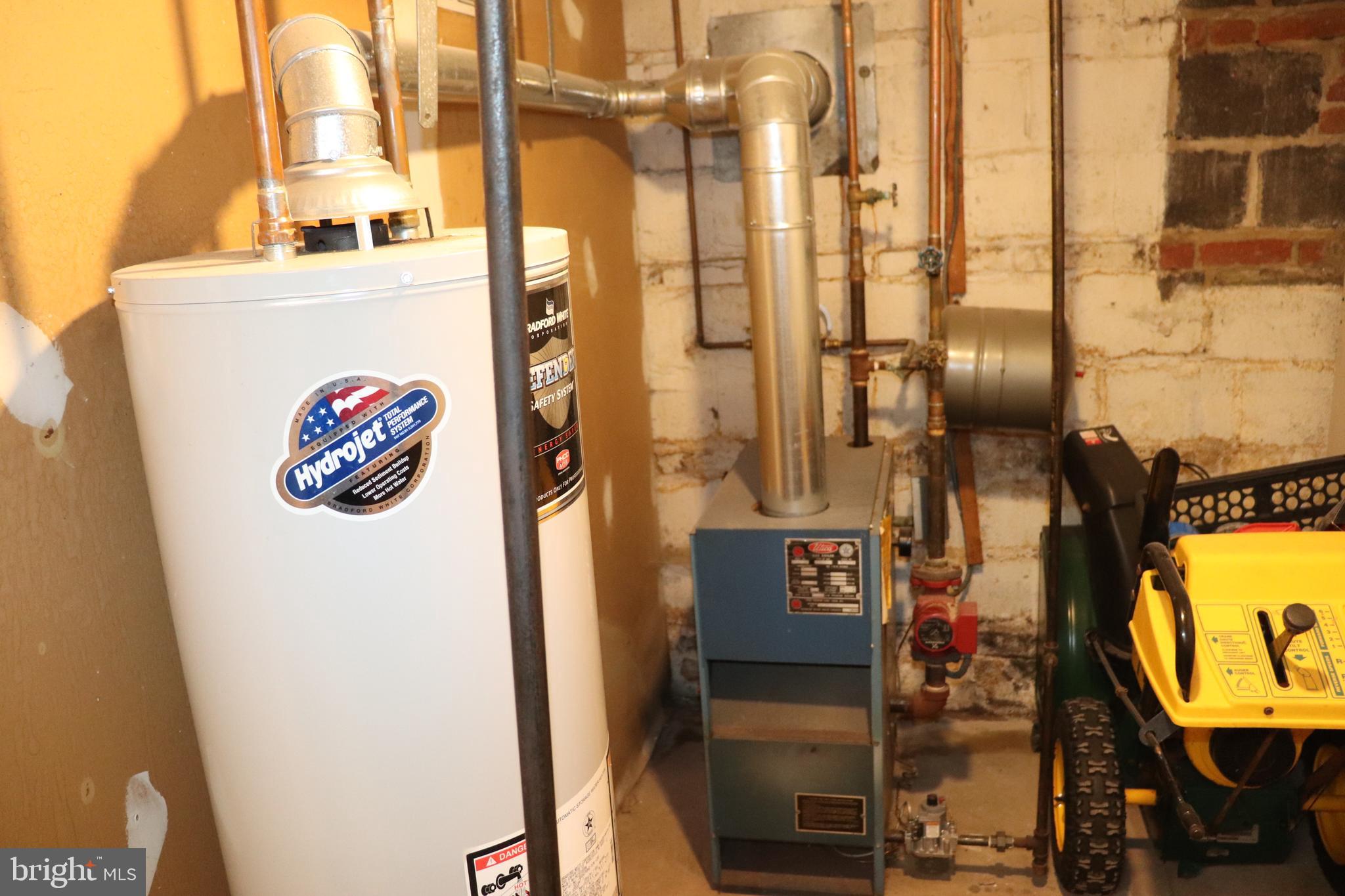824 South Glebe Road Arlington, VA 22204 - Photo 54 of 54 apartment heat system