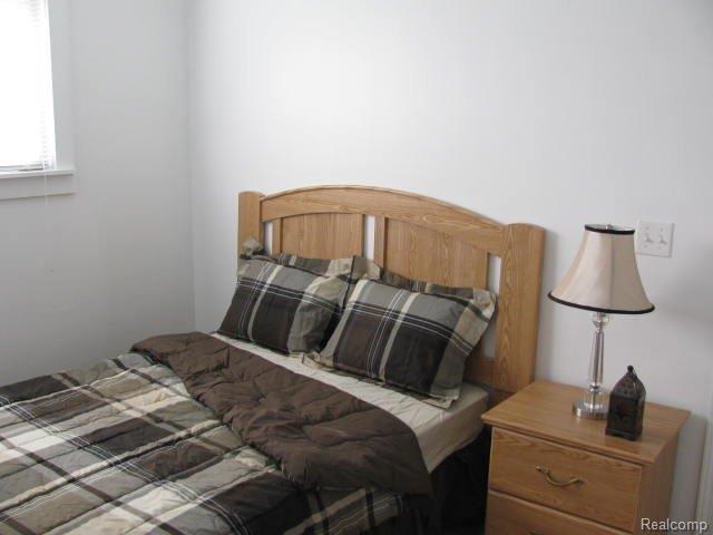 2415 Harrison Avenue Rochester, MI 48307 - Photo 10 of 21 Bedroom #1