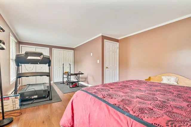 $485,000 | 406 Florence Drive, Canadensis, PA 18325