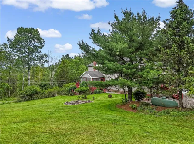 $485,000 | 406 Florence Drive, Canadensis, PA 18325