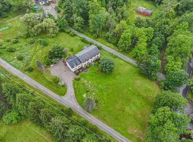 $485,000 | 406 Florence Drive, Canadensis, PA 18325