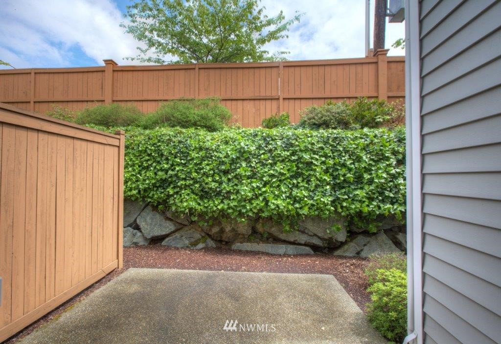 5020 Talbot Place South, Unit E Renton, WA 98055 - Photo 13 of 18 Gallery Image 13