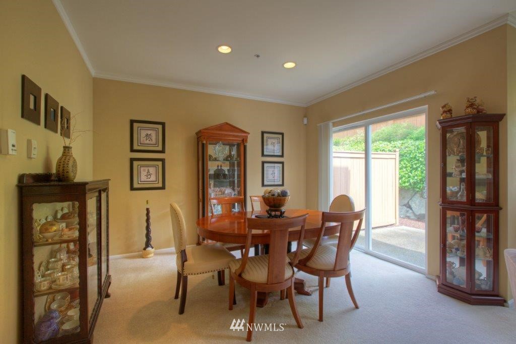 5020 Talbot Place South, Unit E Renton, WA 98055 - Photo 6 of 18 Gallery Image 6