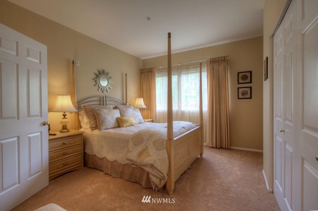 5020 Talbot Place South, Unit E Renton, WA 98055 - Photo 8 of 18 Gallery Image 8