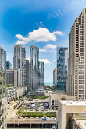$3,800,000 | 435 North Michigan Avenue, Unit 1105, Chicago, IL 60611