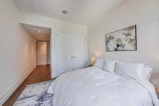 $3,800,000 | 435 North Michigan Avenue, Unit 1105, Chicago, IL 60611