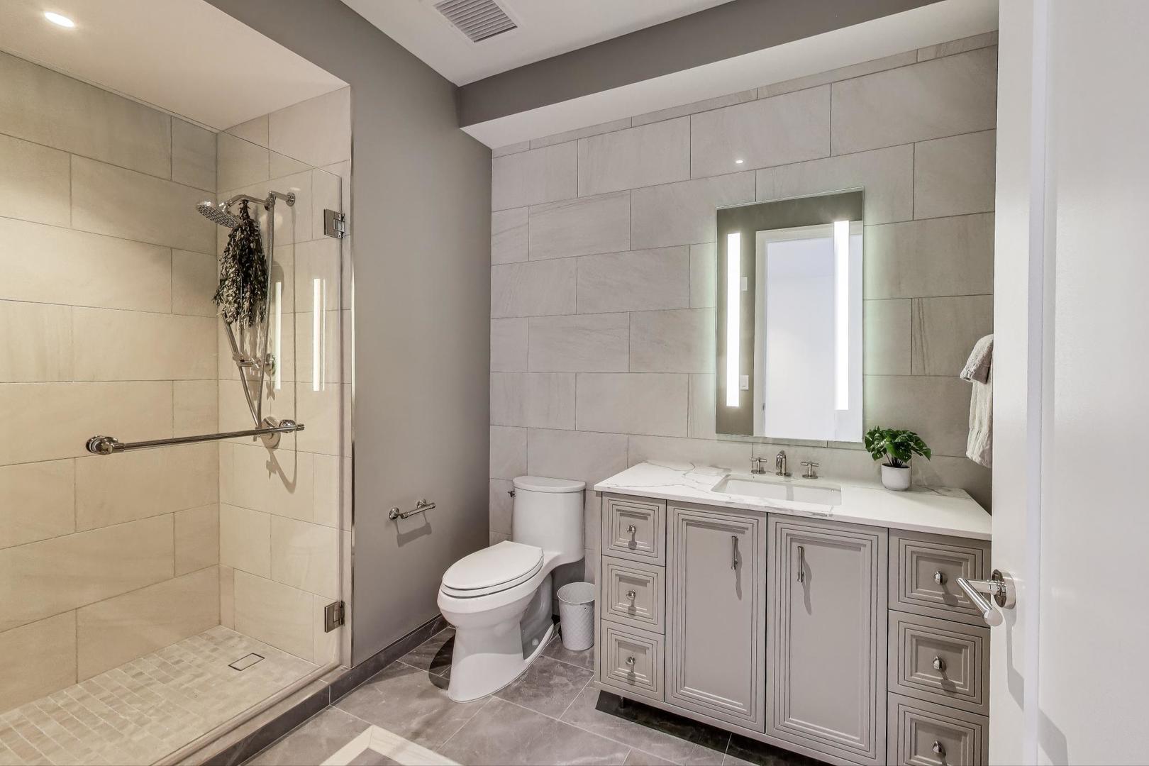 435 North Michigan Avenue, Unit 1105 Chicago, IL 60611 - Photo 34 of 63